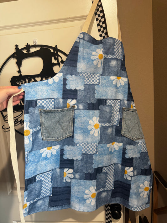 Denim pocket apron