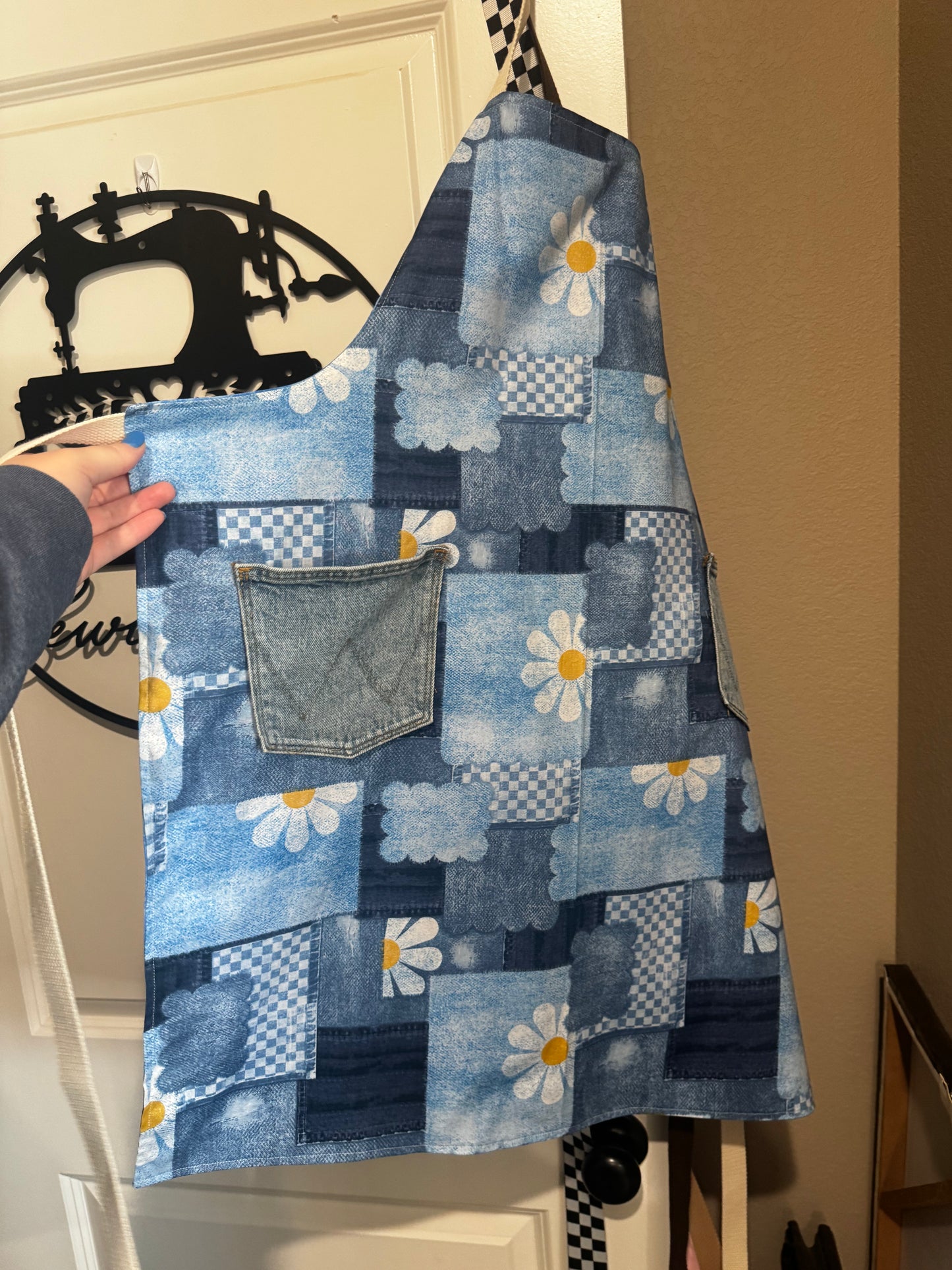 Denim pocket apron